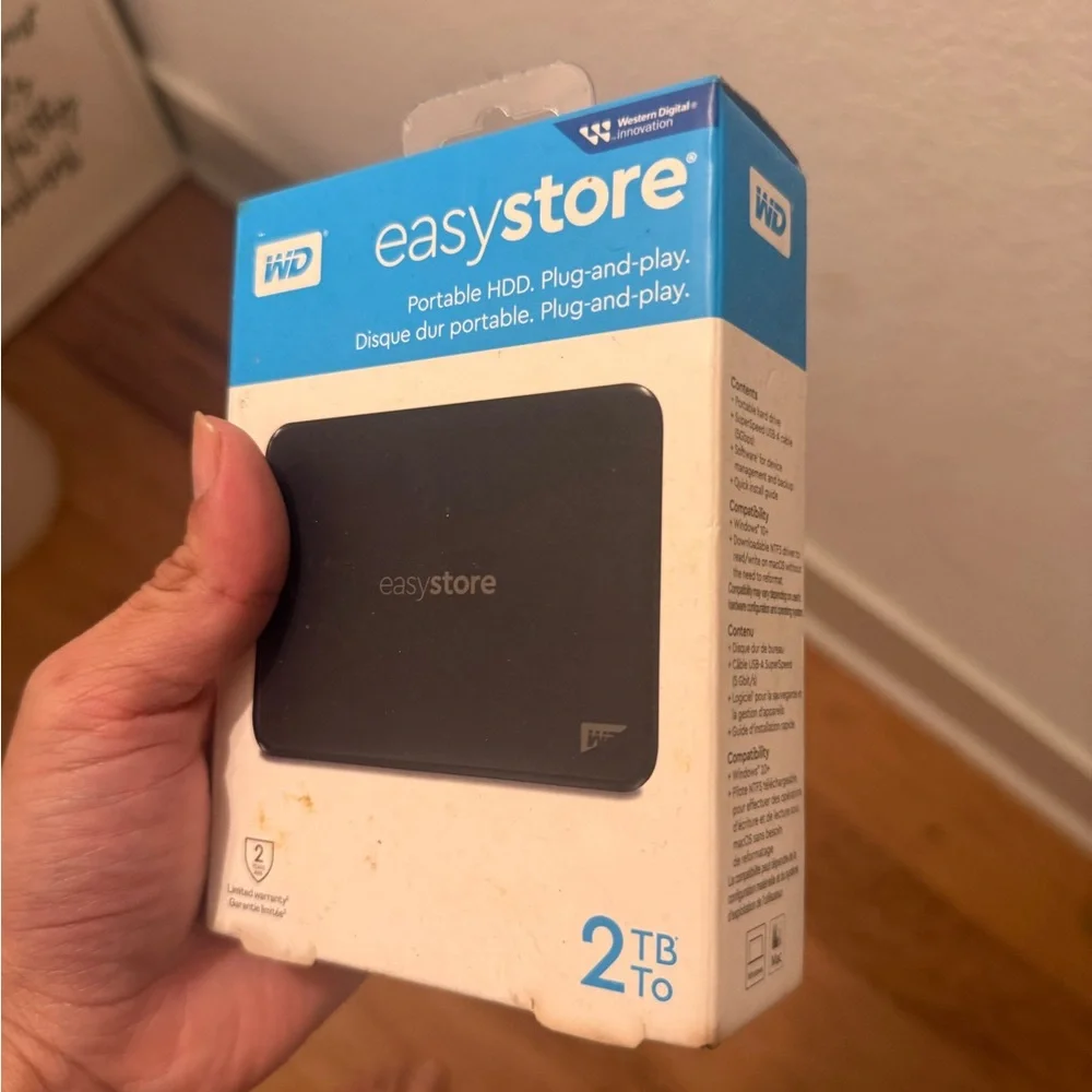 WD Easystore Portable HDD 2TB - Black/Blue Packaging storage laptop computer